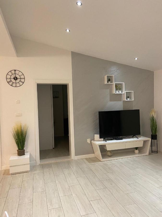 Apartman Mili Baška Voda Екстериор снимка